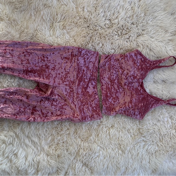 Lululemon Wunder Lounge High Rise Tight 28" Crushed Velvet Soft Cranberry - Picture 8 of 8